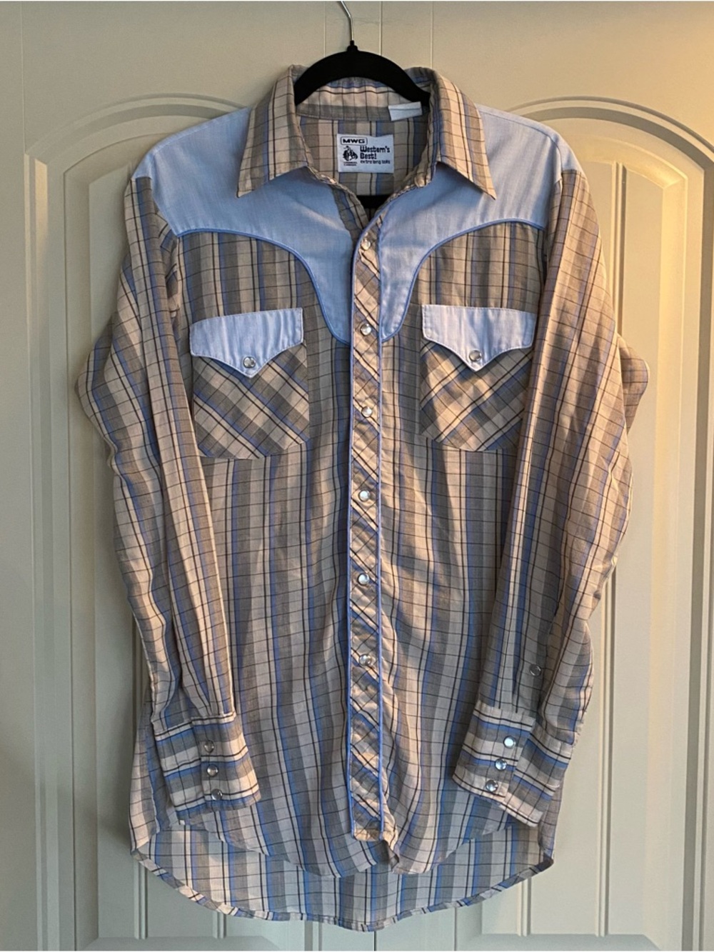 Vintage MWG Men’s Light Blue and Tan Plaid Western Snap Shirt